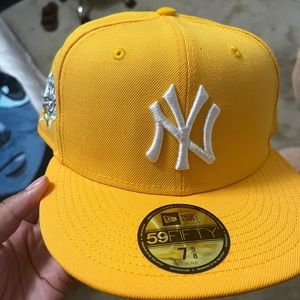 Yellow fitted cap